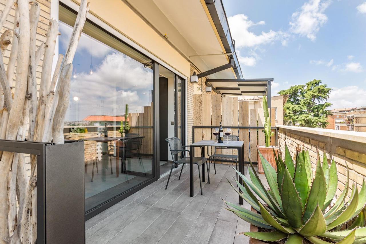 Rome As You Feel - Vatican Terrace Apartments With View, Rome